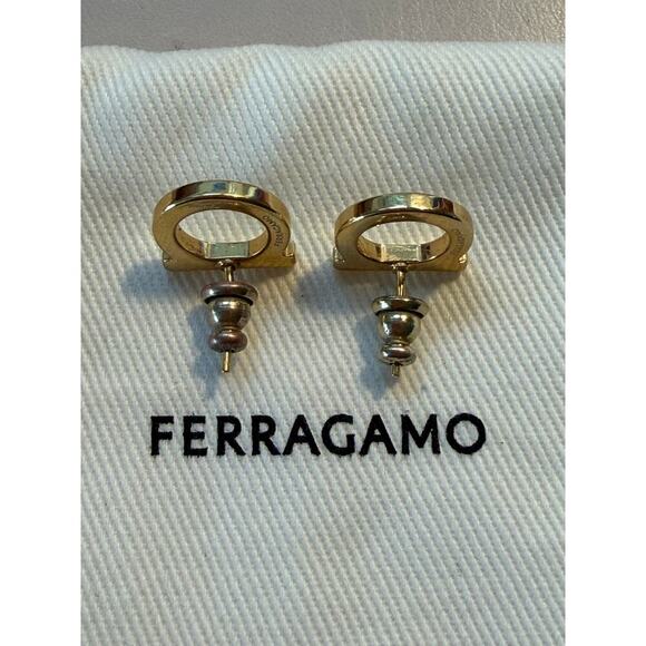 Salvatore Ferragamo Iconic Gold Gancini Earrings Small MINT - Picture 5 of 9